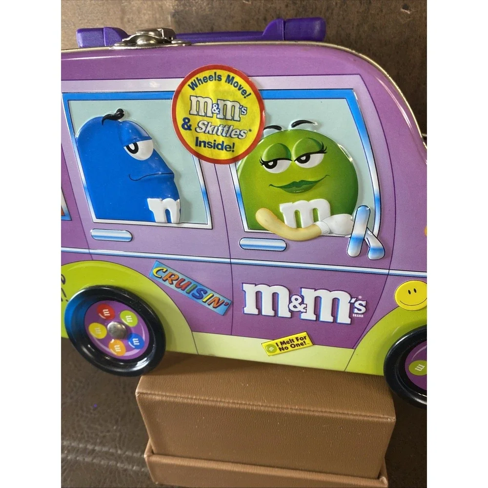 Vintage‎ 2002 M&M's Road Trip Tin Lunch Box Van SUV - Purple w/ Moving Wheels